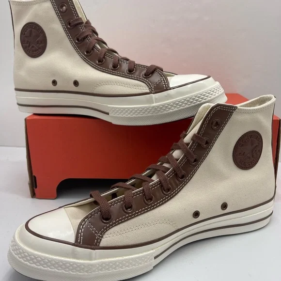 Converse Men’s A09450CCHUCK 70 HINATURAL VORY/BEAR NAP/EGRET High-Top Sneakers